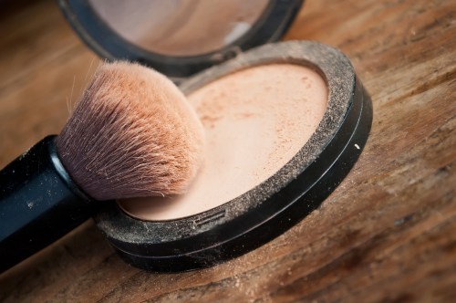 Lionesse-Beauty-Bar-Humidity-Proof-Makeup-Secrets3
